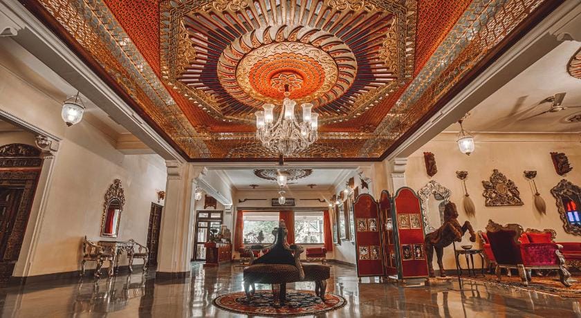 The Royal Retreat Resort & Spa Hotel in Udaipur