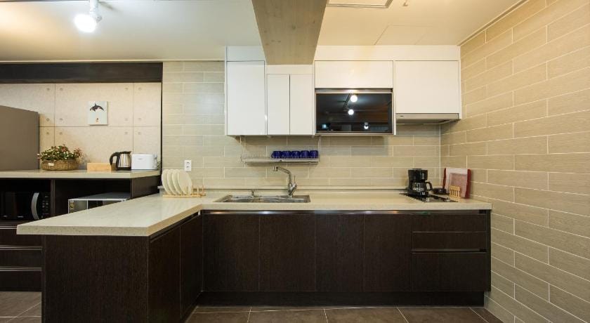 Guest House the Hill Myeongdong Bed and Breakfast in Seoul