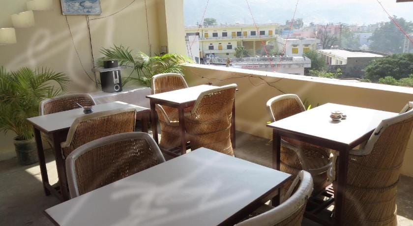 Keshav Palace Bed and Breakfast in Rajasthan