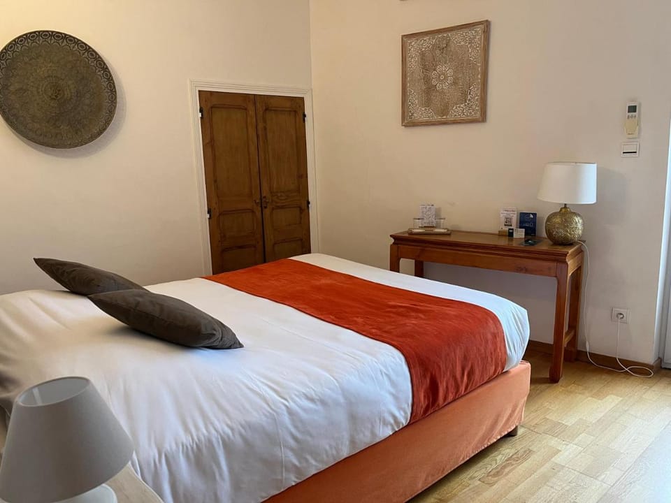 Logis Hôtel La Bastide des Monges Hotel in Provence-Alpes-Côte d'Azur
