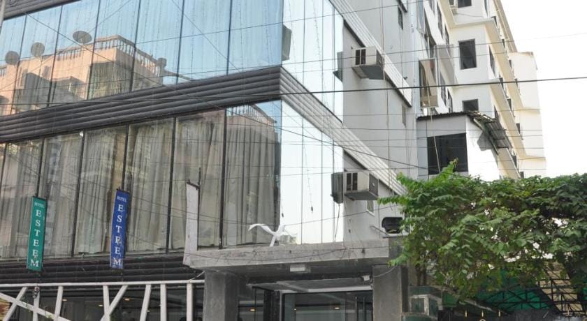 Hotel Esteem Hotel in West Bengal