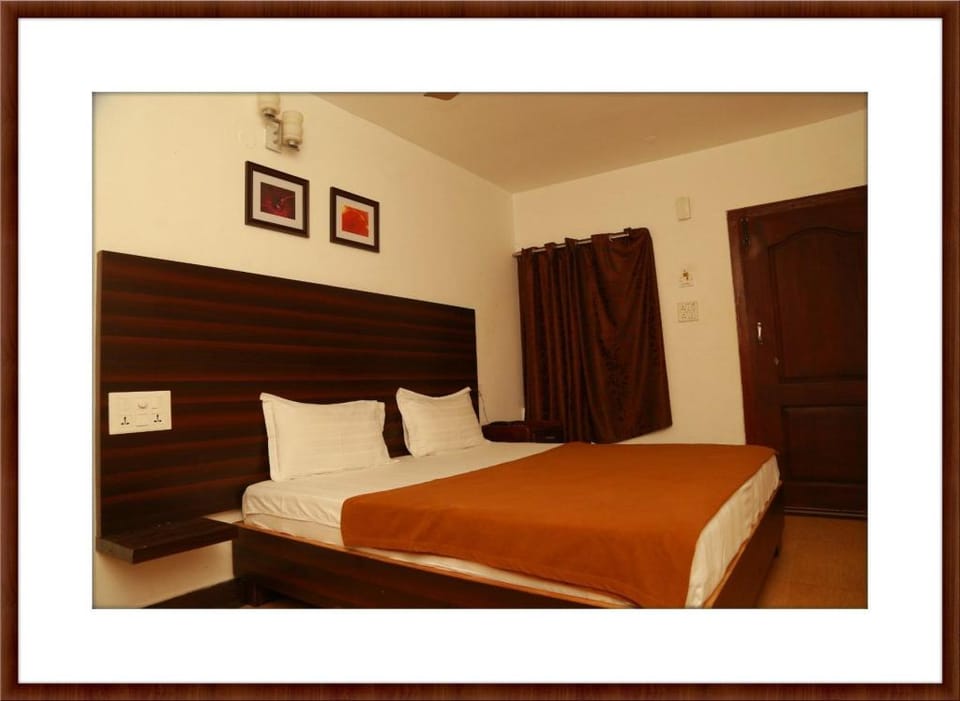 Hotel Holiday Break Hotel in Kerala