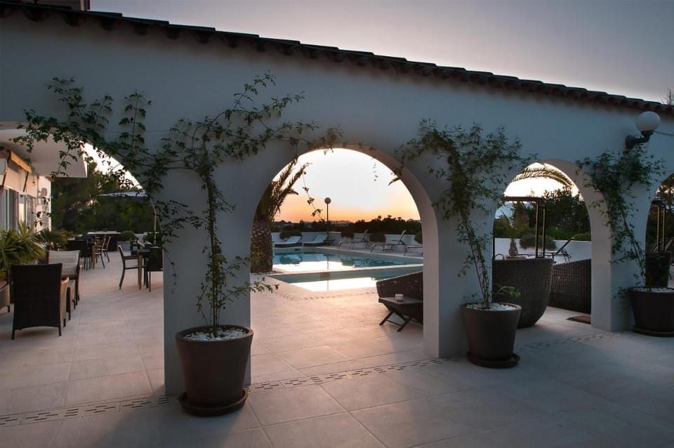 Sunset Oasis Ibiza Adults Only - New Rooms 2025 Apartment hotel in Ibiza