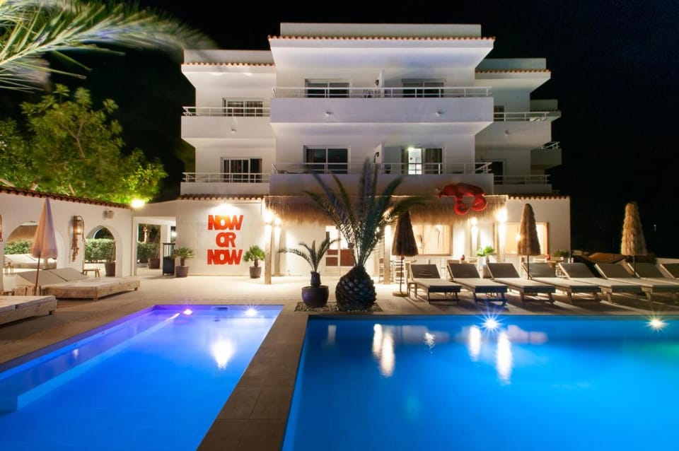 Sunset Oasis Ibiza Adults Only - New Rooms 2025 Apartment hotel in Ibiza