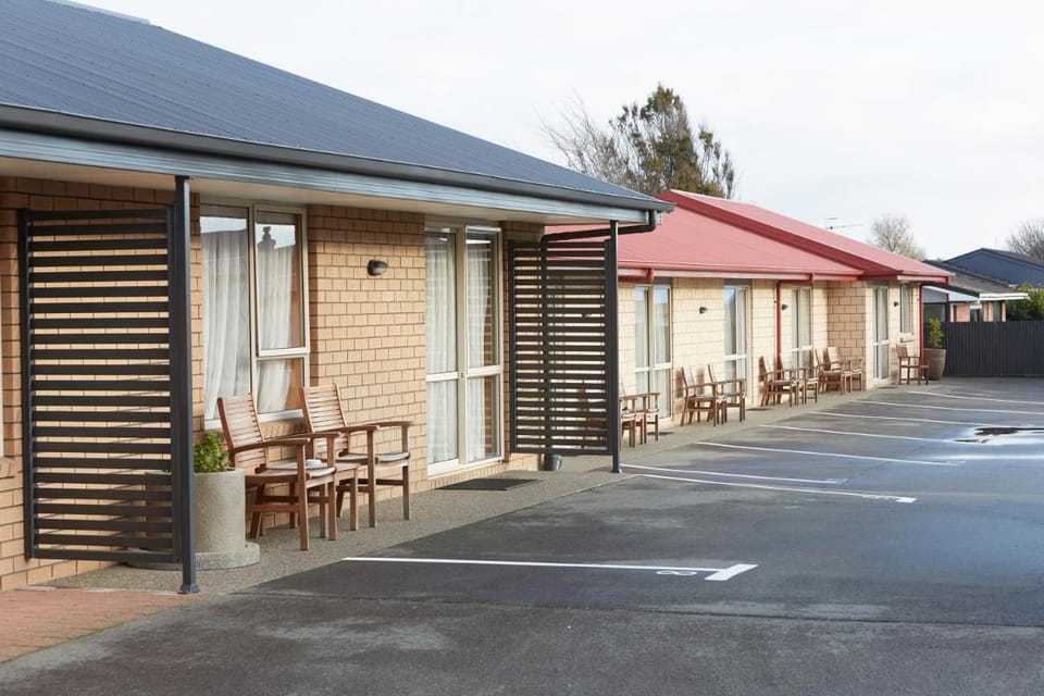 Admiral Court Motel & Apartments Motel in Invercargill
