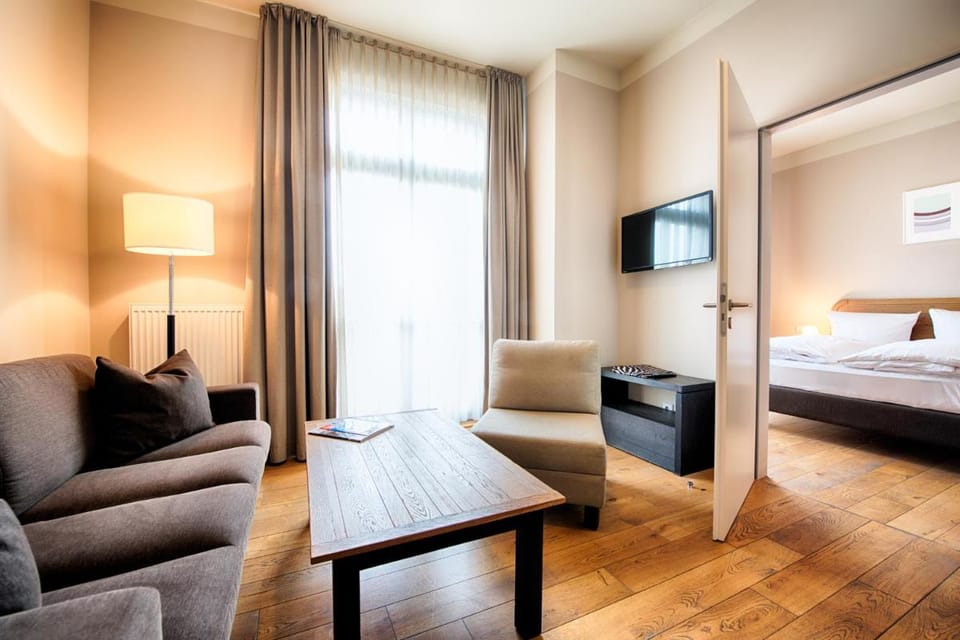 Mondrian Suites Berlin AM Checkpoint Charlie Hotel in Berlin