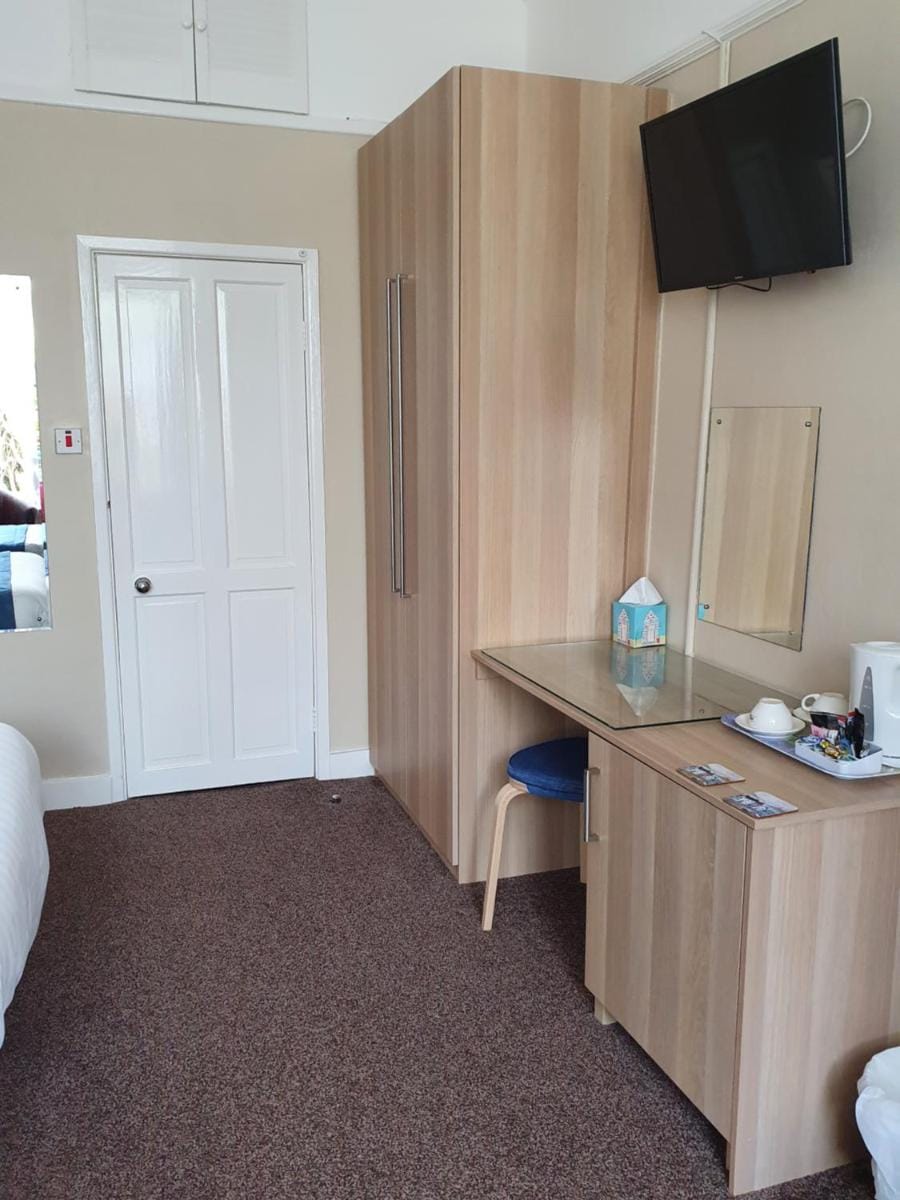Grosvenor House Hotel Bed and Breakfast in Torquay