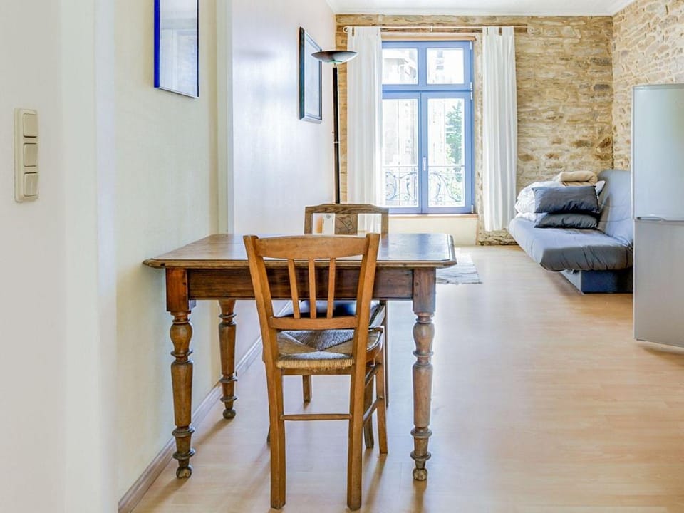 Sea View Retreat in Le Pouldu Apartment in Clohars-Carnoët