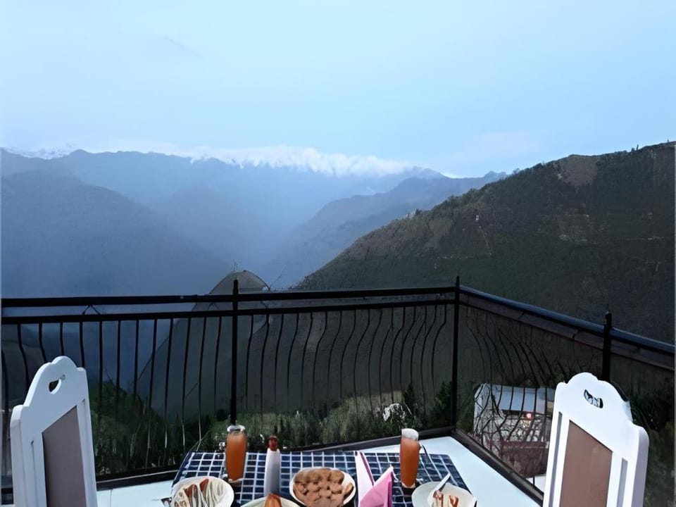 Shining Star Resort Hotel in Himachal Pradesh
