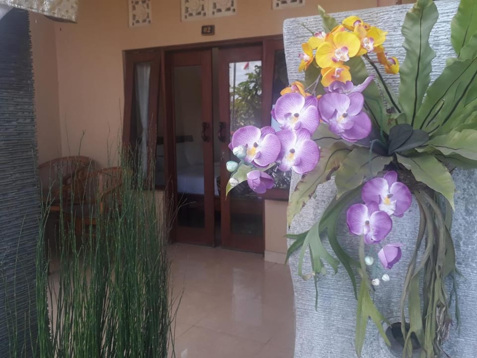 Adi House Homestay Bed and Breakfast in Ubud