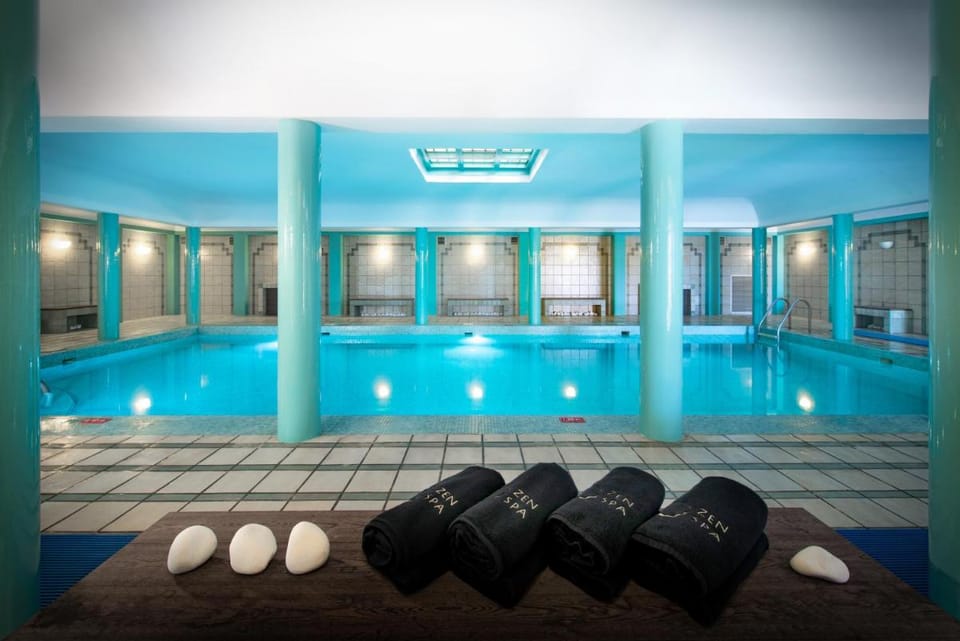 Bella Beach Hotel Resort in Crete