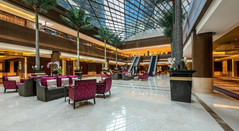 Dusit Thani Abu Dhabi Hotel Hotel in Abu Dhabi