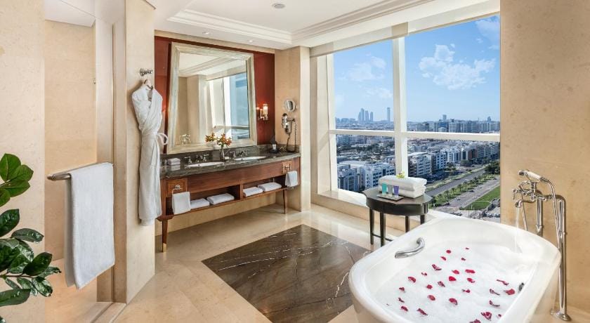 Dusit Thani Abu Dhabi Hotel Hotel in Abu Dhabi
