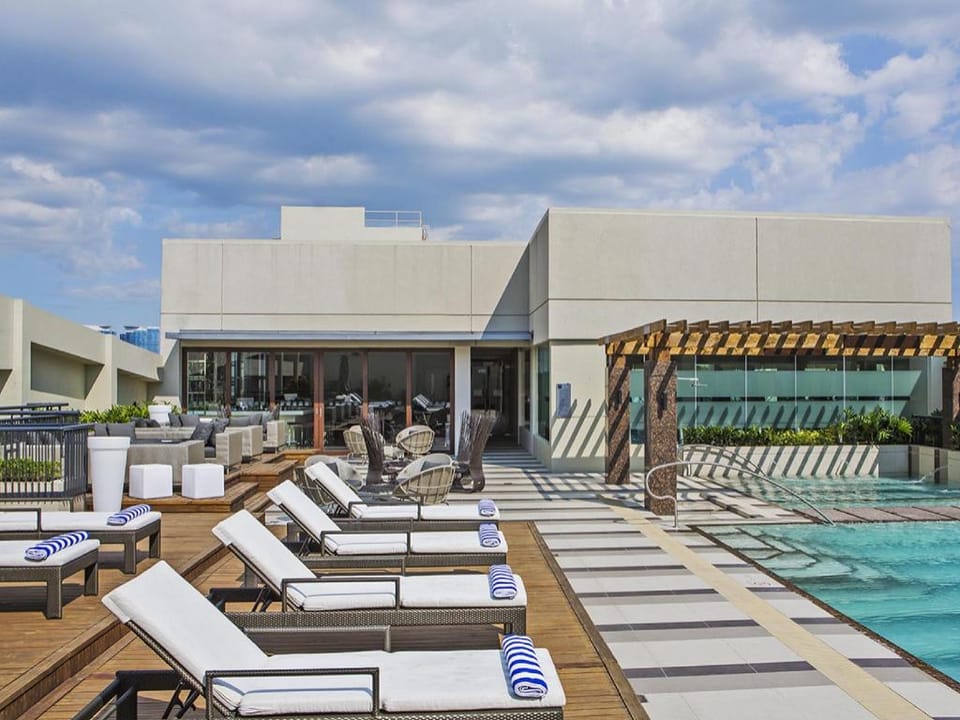 Holiday Inn & Suites Makati By IHG Hotel in Pasay