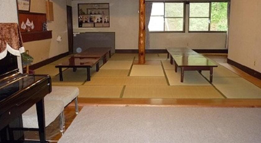 Stayful House Nakamachi Bed and Breakfast in Hakuba