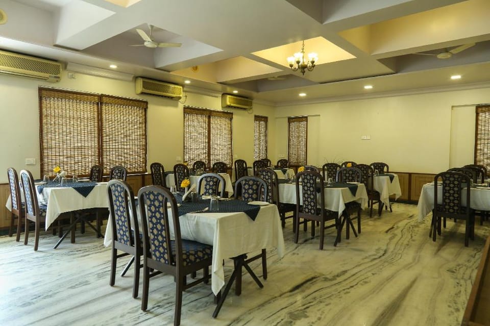 The Majestic Manor Hotel in Maharashtra