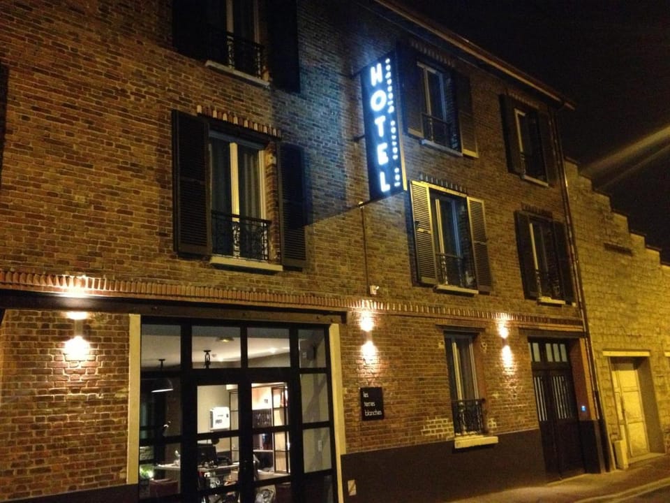 Hotel Les Terres Blanches Hotel in Chatou