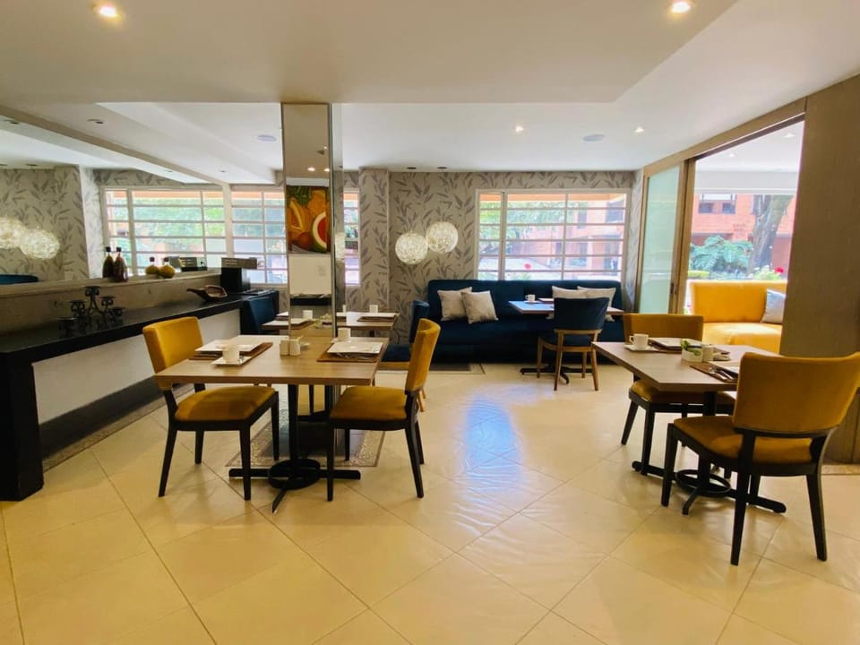 Hotel Retiro 84 by MIJ Hotel in Bogota