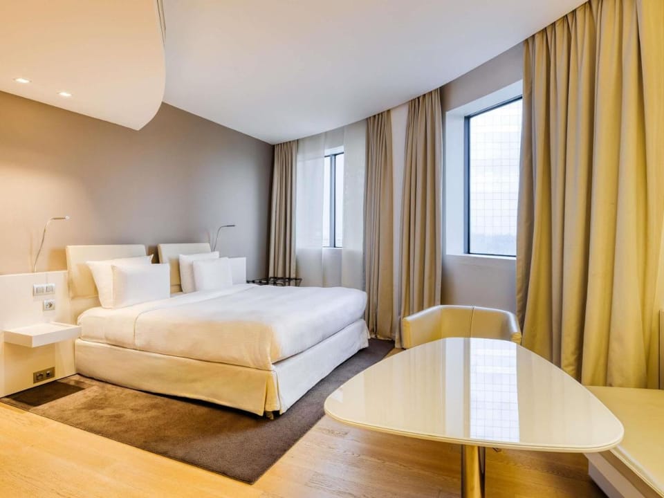 Pullman Brussels Midi Hotel in Saint-Gilles