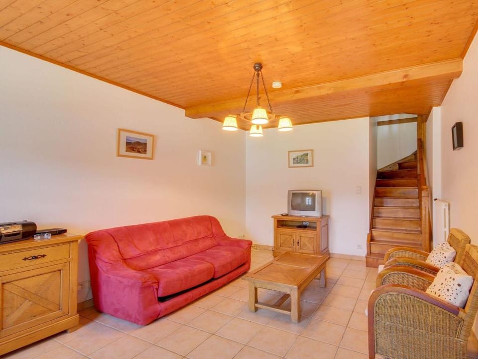 Vic-sur-Cère Family Nest Vacation rental in Auvergne-Rhône-Alpes