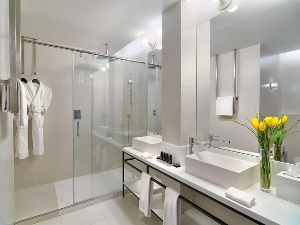 H10 Urquinaona Plaza Hotel in Barcelona