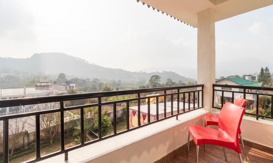 Treebo Spring Birds - Kainchi Dham Hotel in Uttarakhand