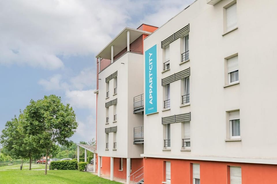 Appart'City Classic Reims Parc des Expositions Apartment hotel in Reims
