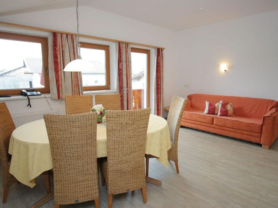 Stylish Flats in Uderns near Ski Lift Apartment in Uderns
