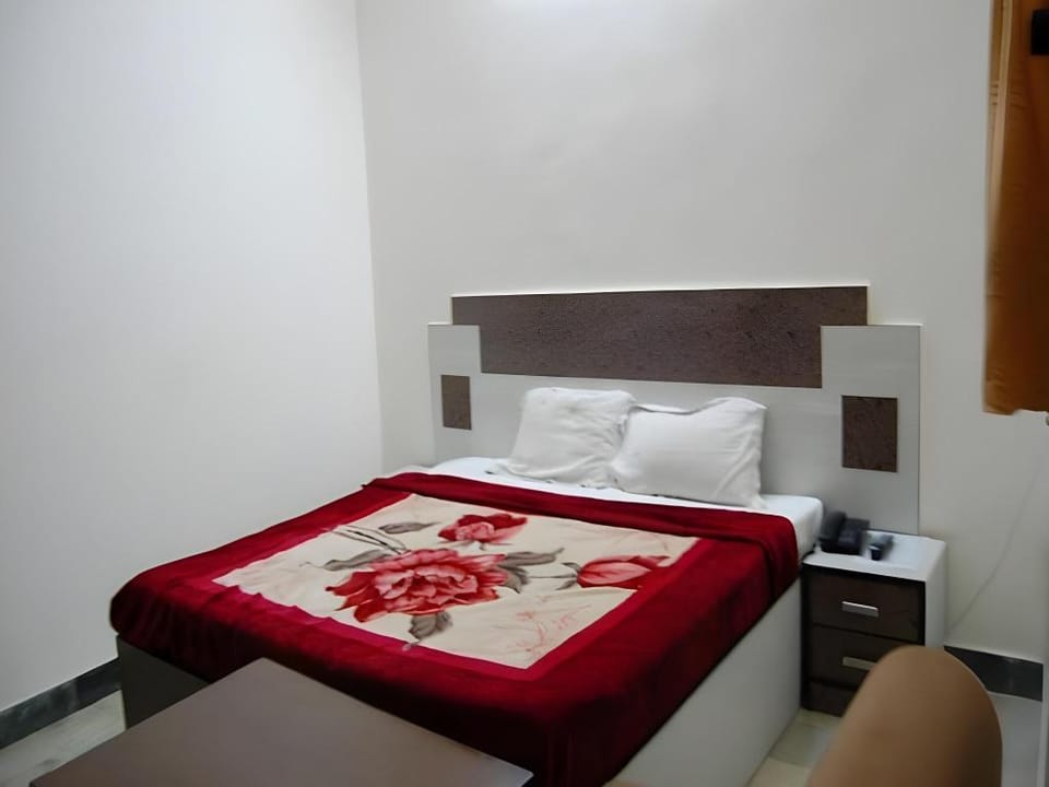 Hotel Viren Holiday Home Hotel in Agra