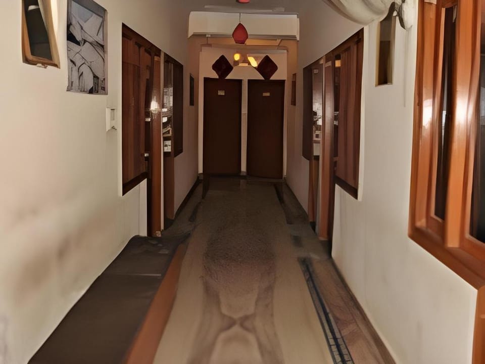 Hotel Viren Residency Hotel in Agra
