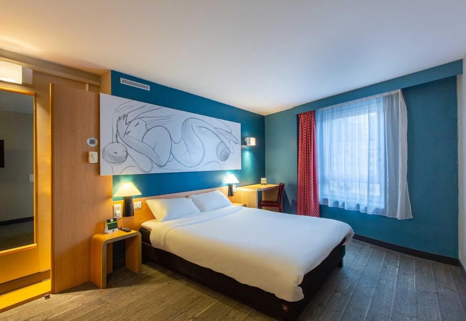 B&B HOTEL Orléans Centre Foch Hotel in Orléans