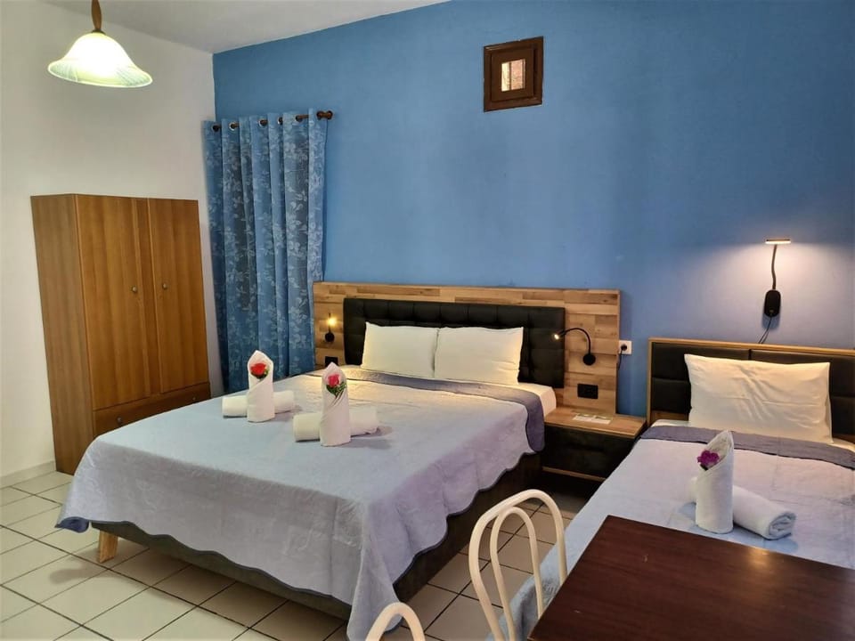 Evelina Beach Pension means vacation beside the sea, Who wants to swim in a box of chemicals, Swimming in the sea,There is nothing like a morning walk on a beach Beachlife definitely has a different vibe Bed and Breakfast in Perissa