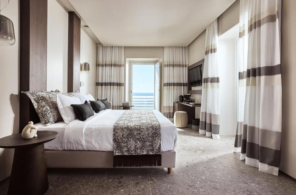 Amazon Mykonos Resort & Spa Hotel in Agios Ioannis Diakoftis