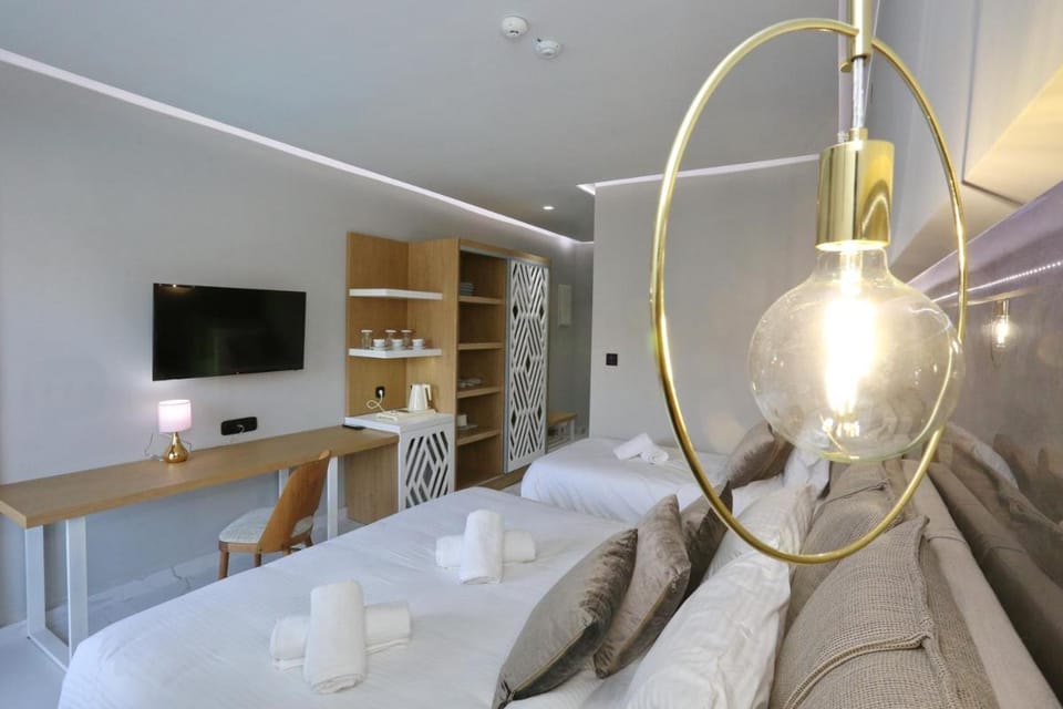 Tropical Apartment hotel in Chaniotis