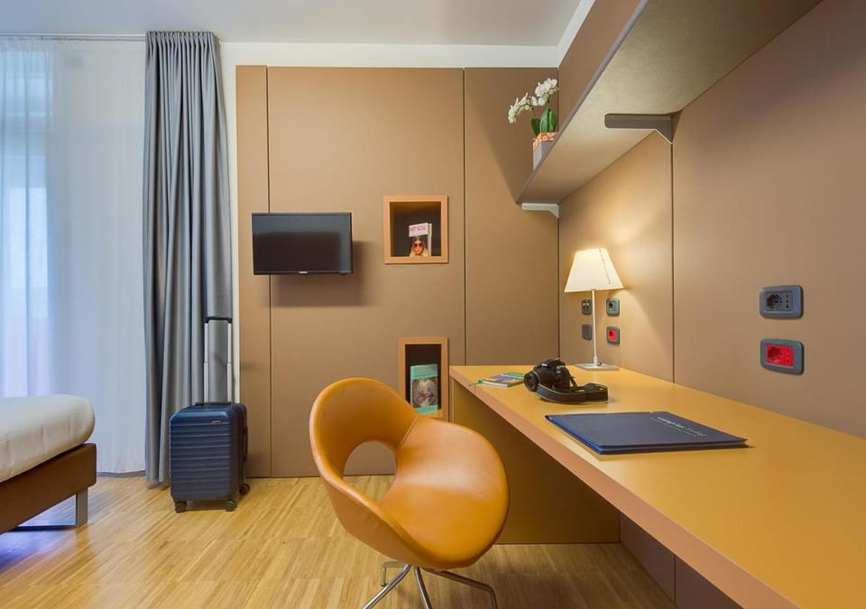 Camplus Bononia Casa per Ferie Hotel in Bologna