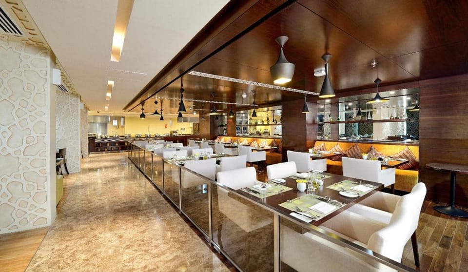 Copthorne Hotel Sharjah Hotel in Al Sharjah