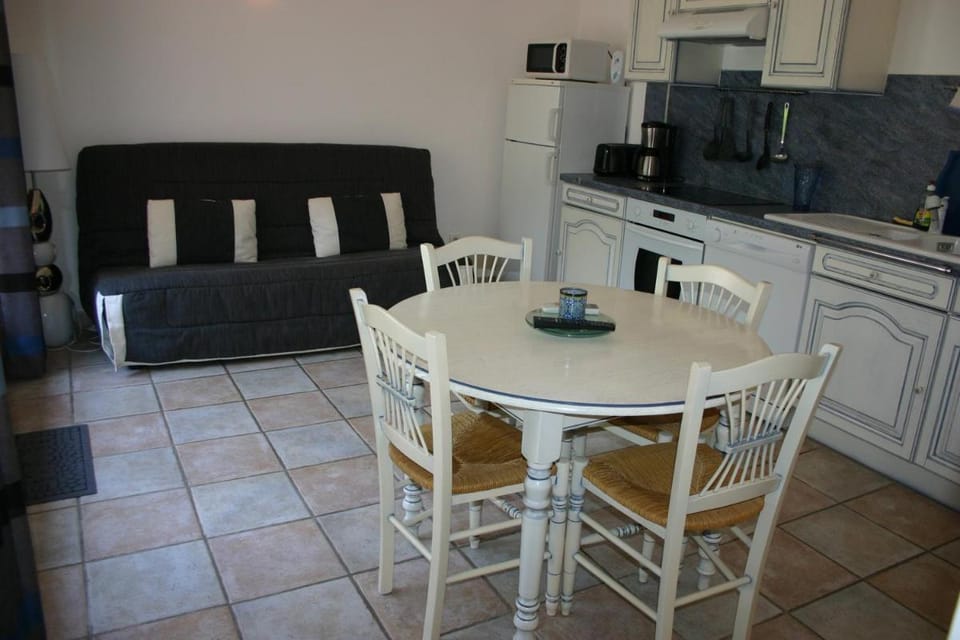 A la Verte Campagne - Appartements / Gîtes Bed and Breakfast in Roquebrune-sur-Argens