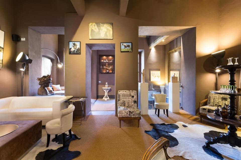 Porcellino Gallery Art Boutique BB Bed and Breakfast in Florence