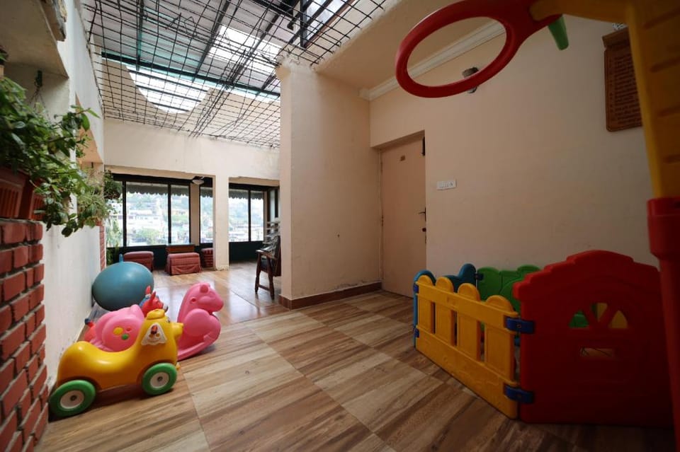 Pine Borough Inn Hotel in Kodaikanal