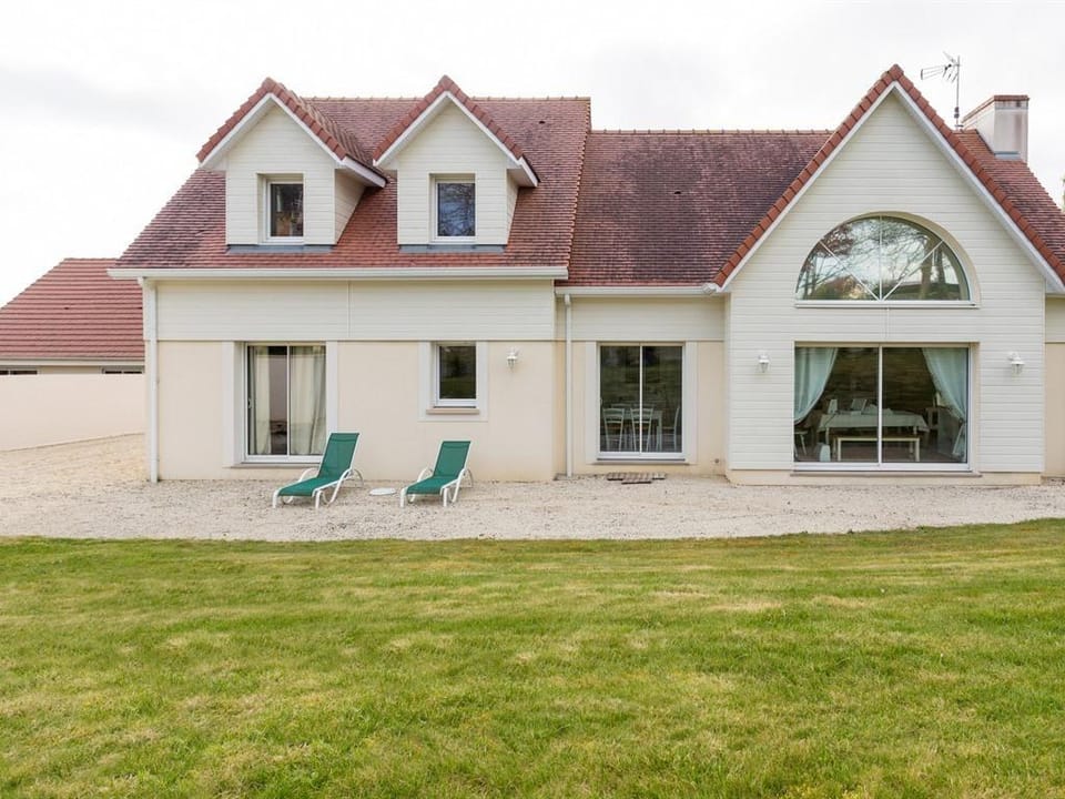Villa Tracy Arromanches Hotel in Normandy