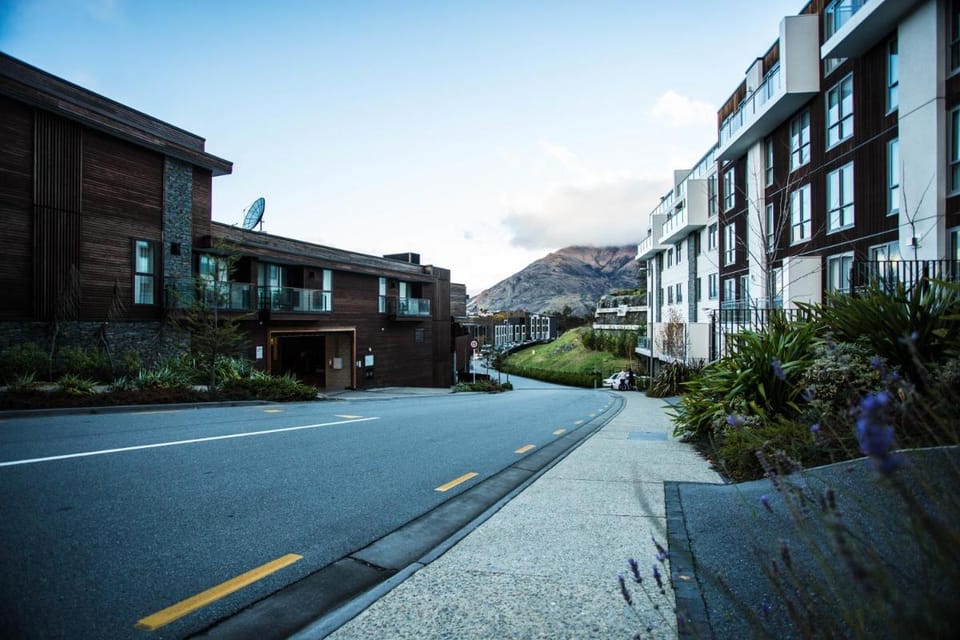 Queenstown Village Apartments Apartment hotel in Queenstown