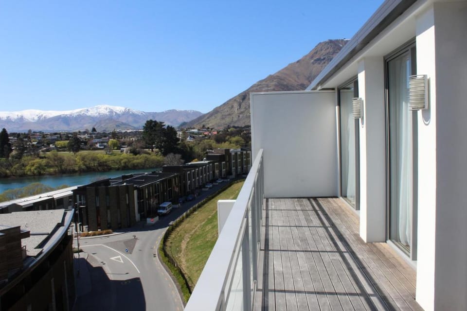 Queenstown Village Apartments Apartment hotel in Queenstown