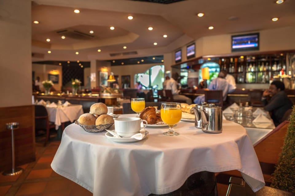 Café de Rome Hotel in Dakar