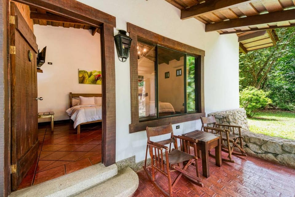 Hotel Hacienda La Pacifica Hotel in Alajuela Province