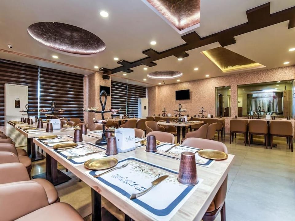 MSK Residency Hotel in Delhi