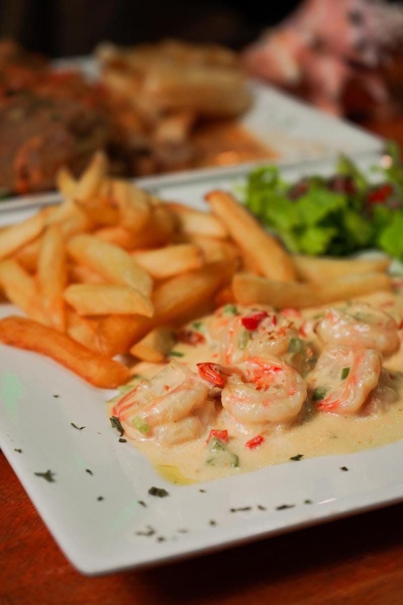 CHALET TROPICAL Hotel & Pool Bar Restaurant Bed and Breakfast in Las Galeras