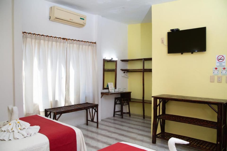 Hotel Zihua Caracol Hotel in Zihuatanejo