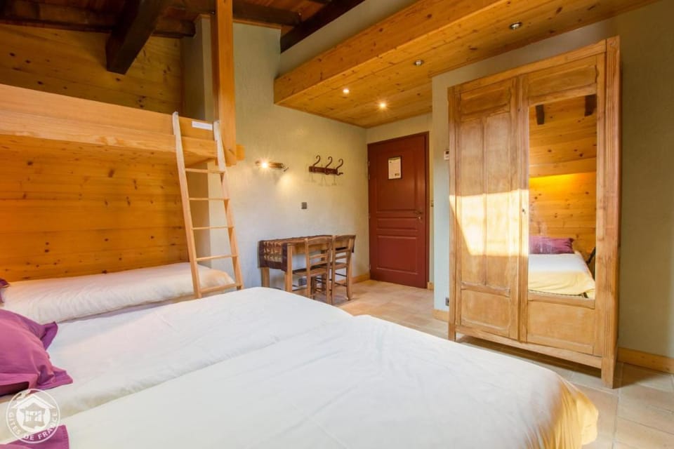 Le Bois des Louison Bed and Breakfast in Haute-Savoie