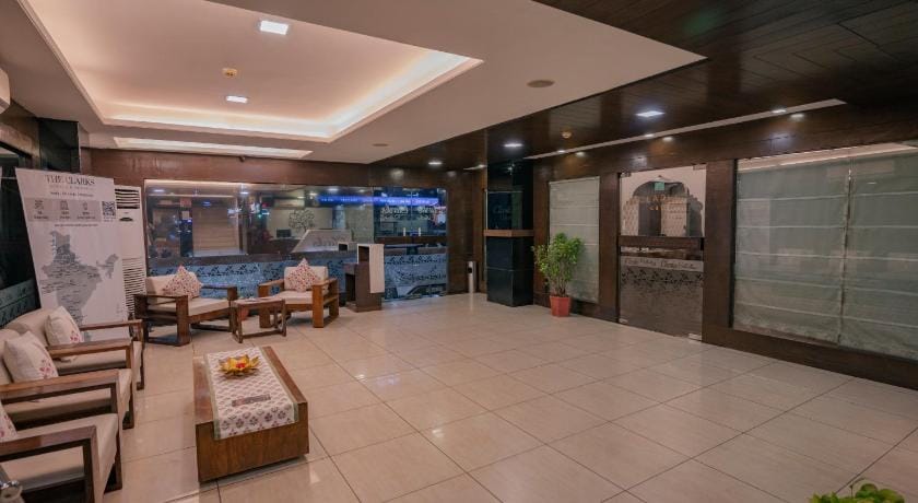 Hotel Clarks Collection Vadodara Hotel in Vadodara