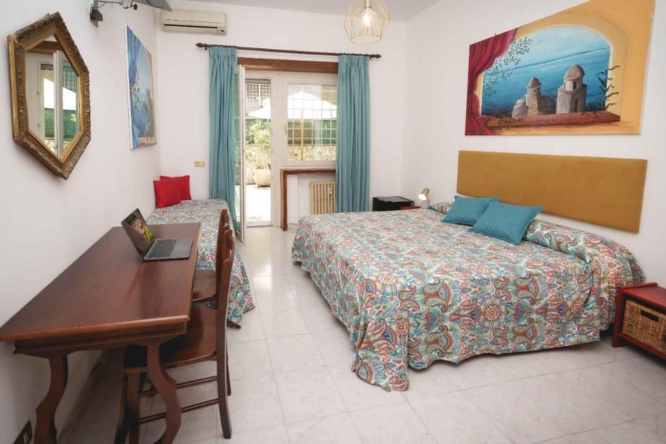 Le Tare B&B Bed and Breakfast in Rome